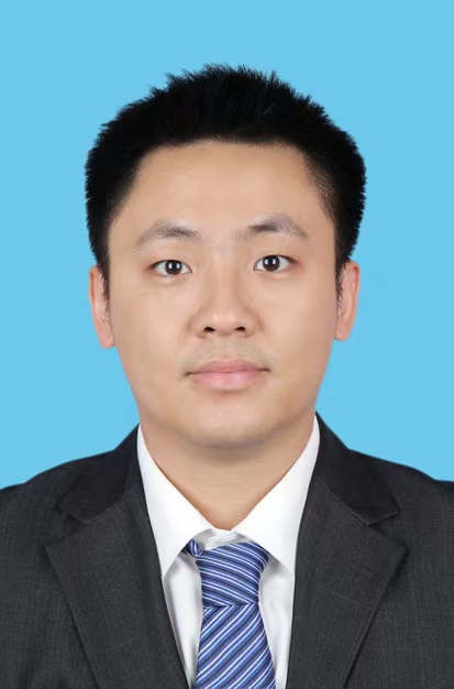张律师.jpg